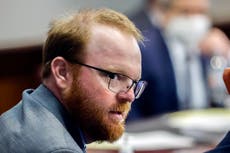 Ahmaud Arbery: Padre e hijo sentenciados a cadena perpetua sin libertad condicional por asesinato de corredor negro