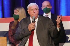 Gobernador de Virginia Occidental continúa con COVID-19