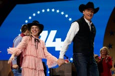 Youngkin juramenta como el 74to gobernador de Virginia