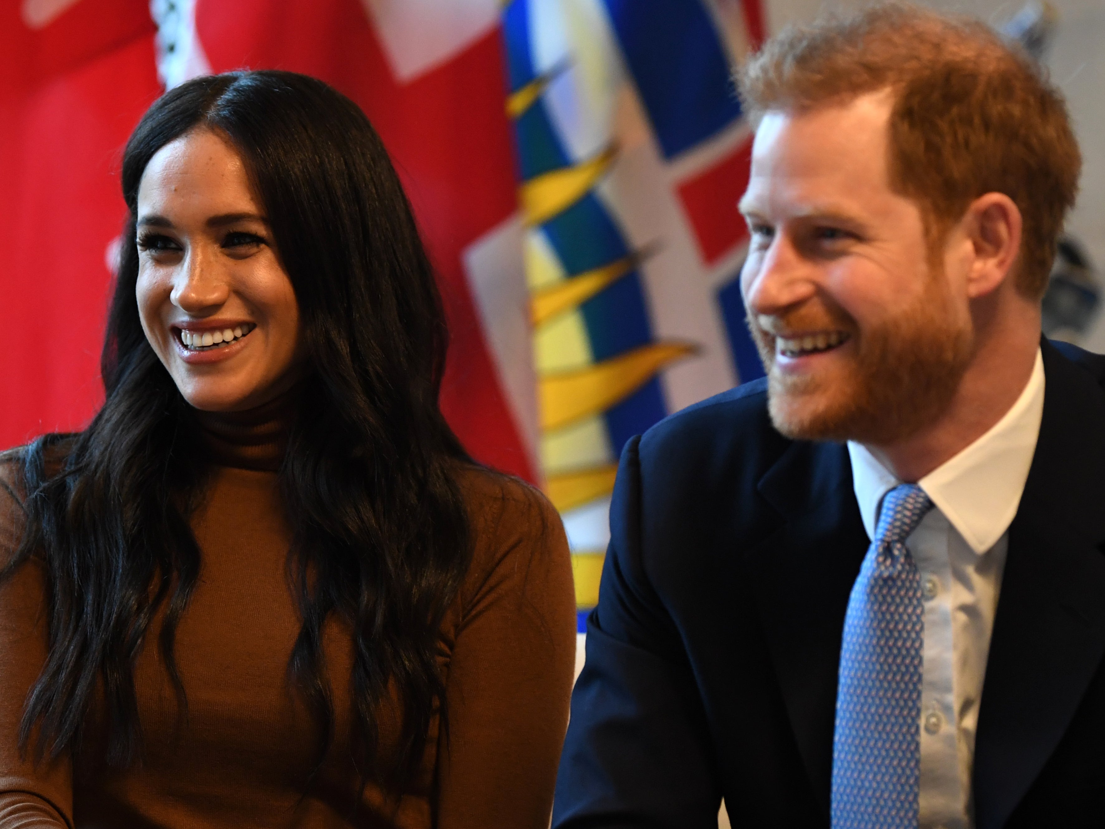 El príncipe Harry y Meghan “establecieron 11 empresas en paraísos fiscales”