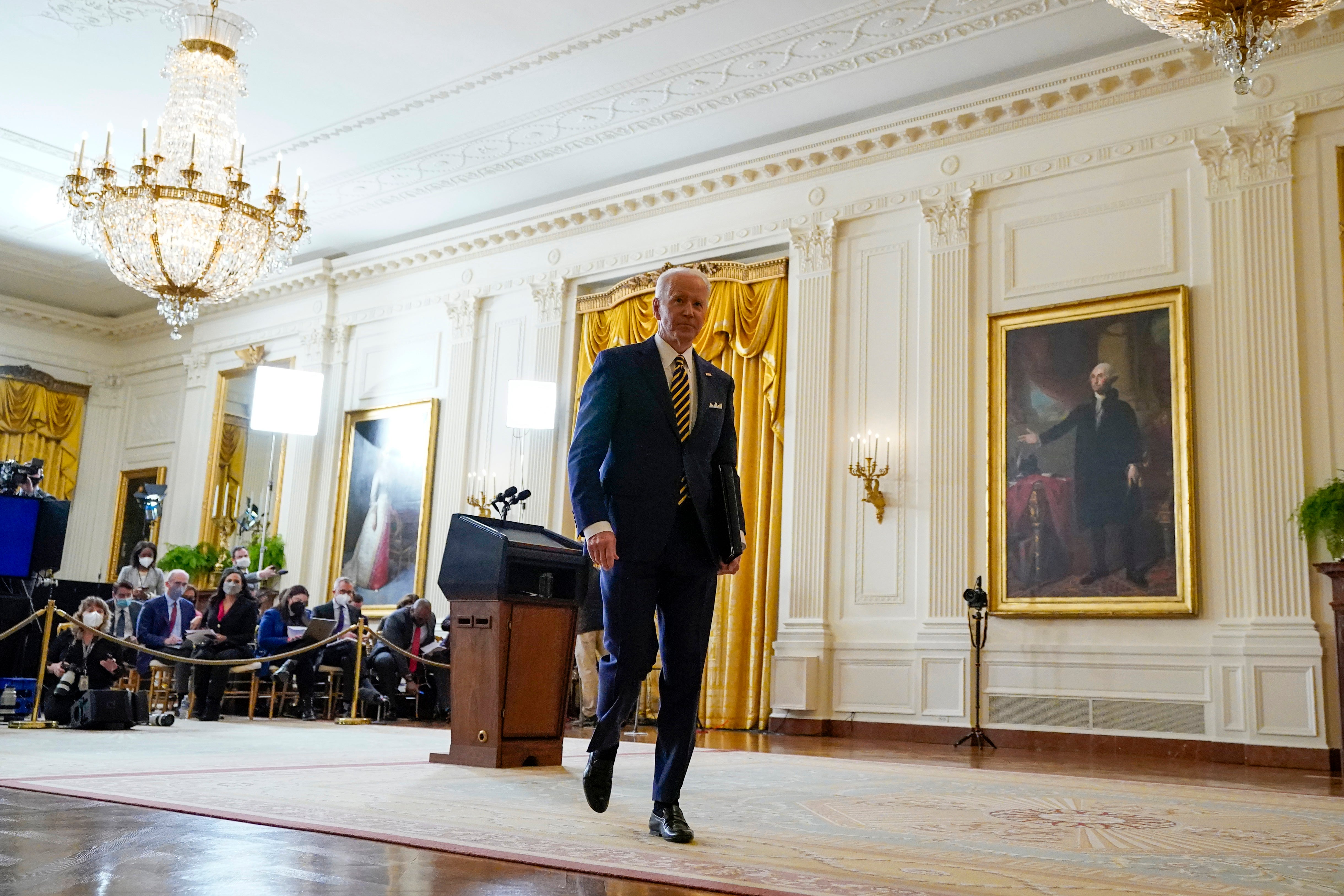 Biden defiende su programa en rueda de prensa en la que el derecho al voto se encamina a un probable fracaso