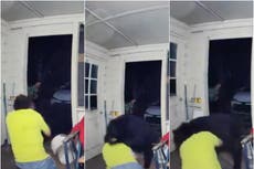 Un hombre de Florida lucha contra un oso en un dramático vídeo