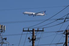 Vuelo internacional obligado a devolverse después de que dos pasajeros intentaran colarse en clase ejecutiva