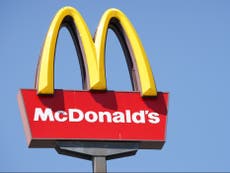 McDonald’s cede y cierra sus 850 sucursales en Rusia