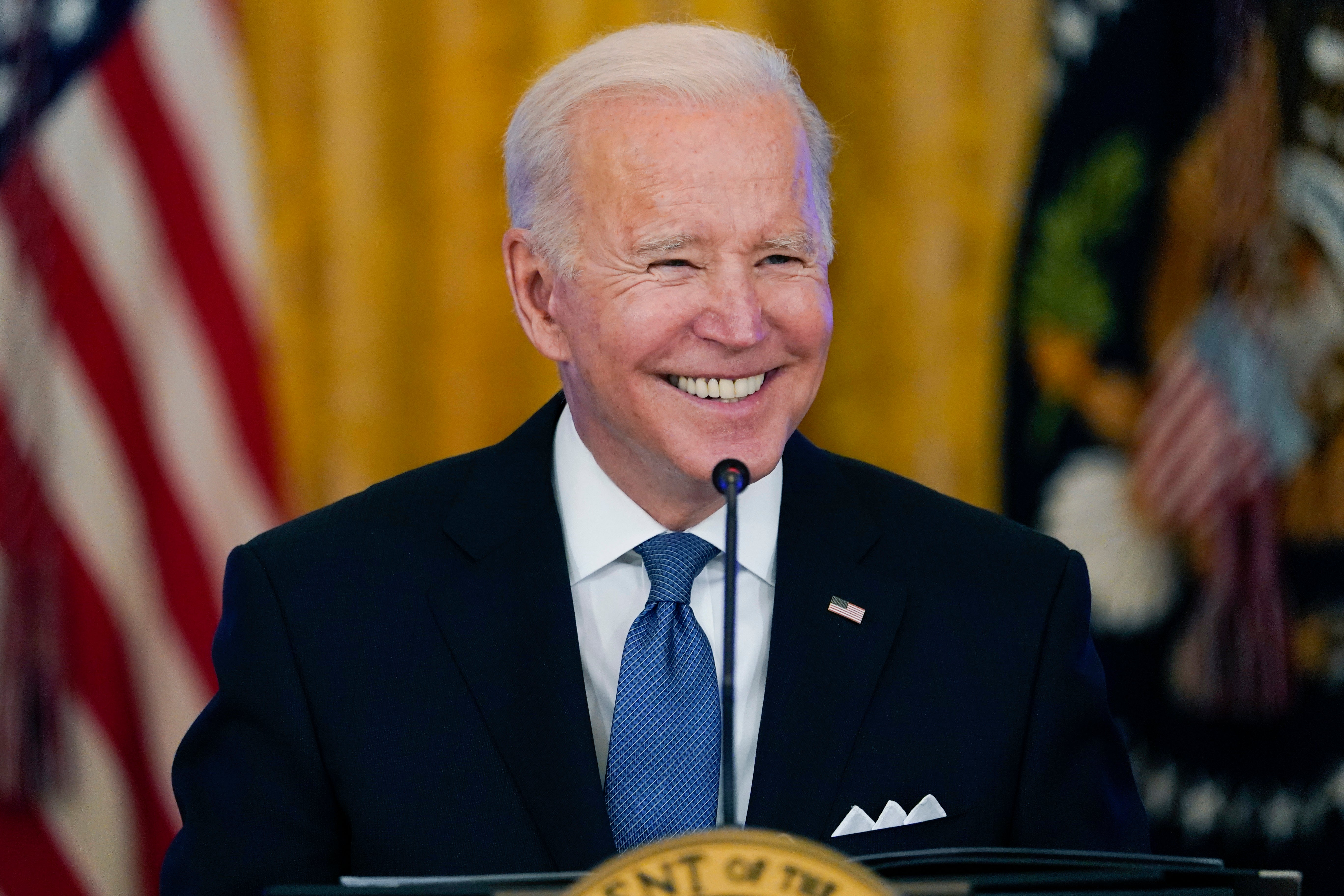 “Qué estúpido hijo de p**a”: Biden critica a reportero de Fox News que le pegunta sobre la inflación