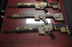 EEUU: Acusan a 6 de intentar traficar armas a México