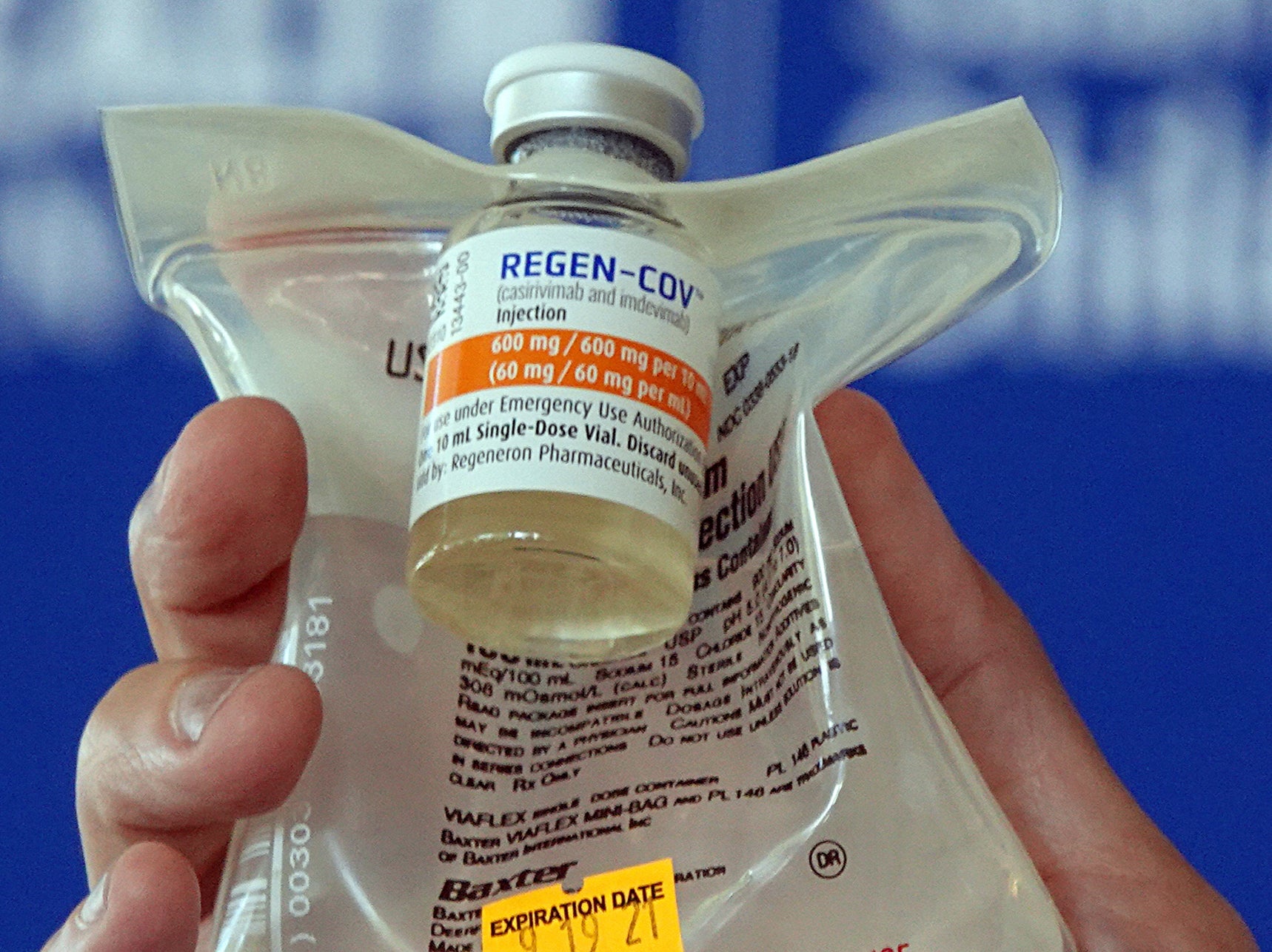 La FDA revoca autorización a medicamentos de anticuerpos covid que no funcionan contra la variante ómicron