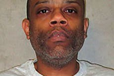 Donald Grant pidió un litro y medio de helado de fresa y cantó justo antes de su ejecución