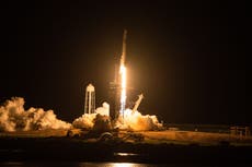 Ganador de rifa de SpaceX regaló su boleto al espacio porque no cumplía con peso requerido