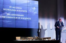 Europa recuerda el Holocausto mientras crece antisemitismo