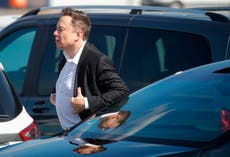 Elon Musk ofrece a adolescente $5.000 si cierra un bot de Twitter que rastrea su avión privado, según informe