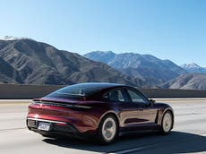 Porsche eléctrico rompe récord de duración de batería al ir de Los Ángeles a Nueva York con 2,5 horas de carga