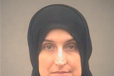 Niegan libertad bajo fianza a mujer de Kansas acusada de liderar escuadrón femenino de ISIS