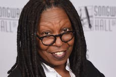 ¿Por qué ABC News suspendió a Whoopi Goldberg del programa ‘The View’?