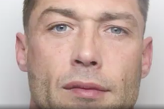 Foto de un criminal guapo causa furor en redes, ahora es el más buscado