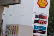 Precio de petróleo llega a casi $100 por barril ante crisis en Ucrania