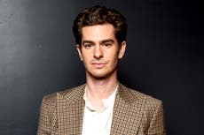 Andrew Garfield: “Cuando dije que mi madre iba a empezar cuidados paliativos, suspendieron la producción por mí”