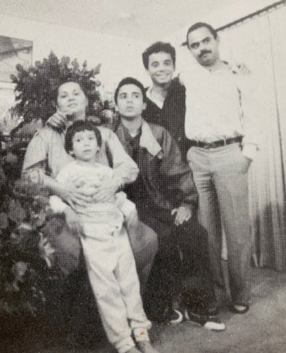 Griselda y sus hijos Michael, Osvaldo, Uber y Dixon