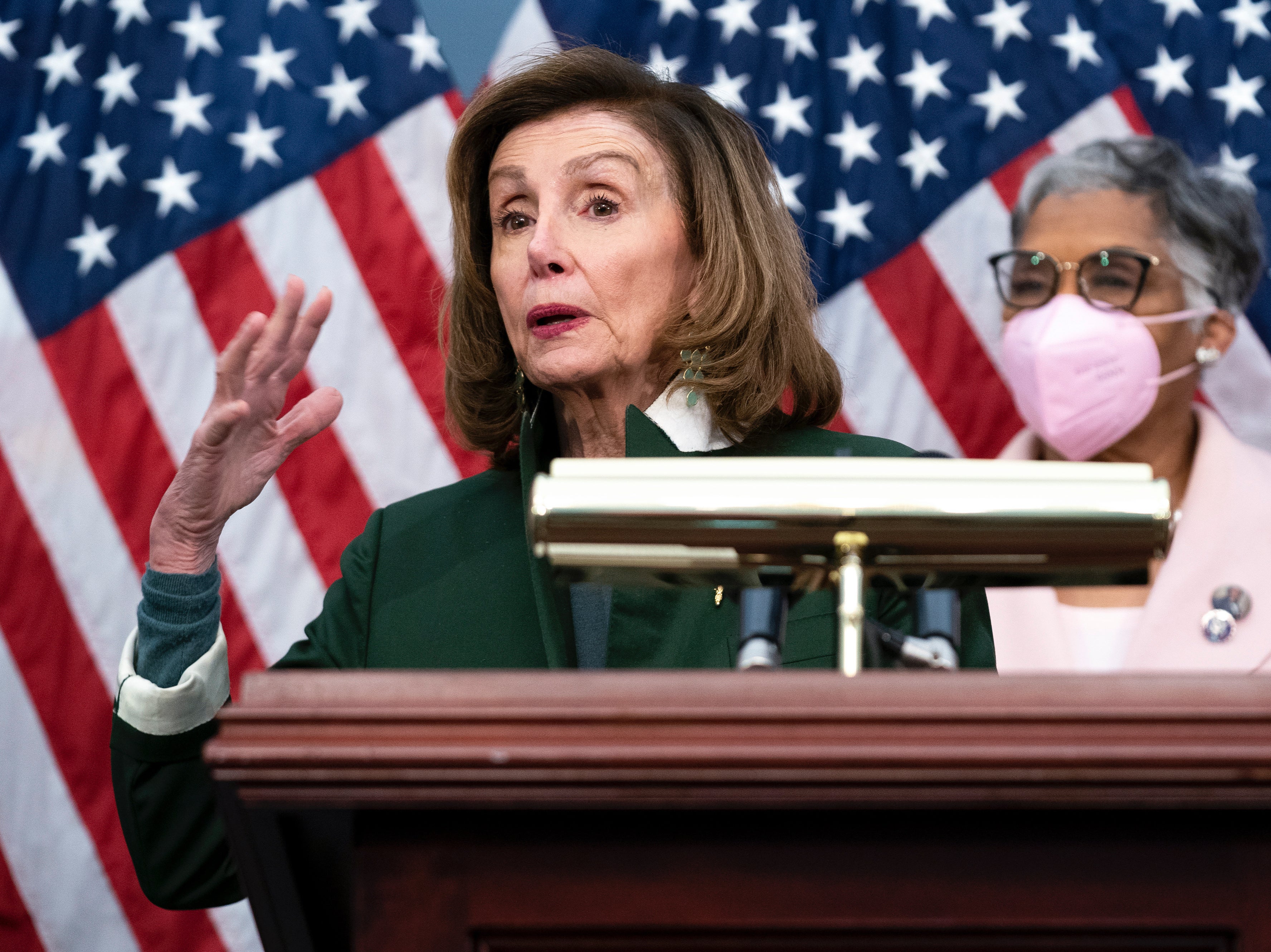 La presidenta demócrata de la Cámara de Representantes, Nancy Pelosi, en su discurso el jueves