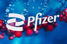Ventas de la vacuna COVID-19 impulsan ganancias de Pfizer
