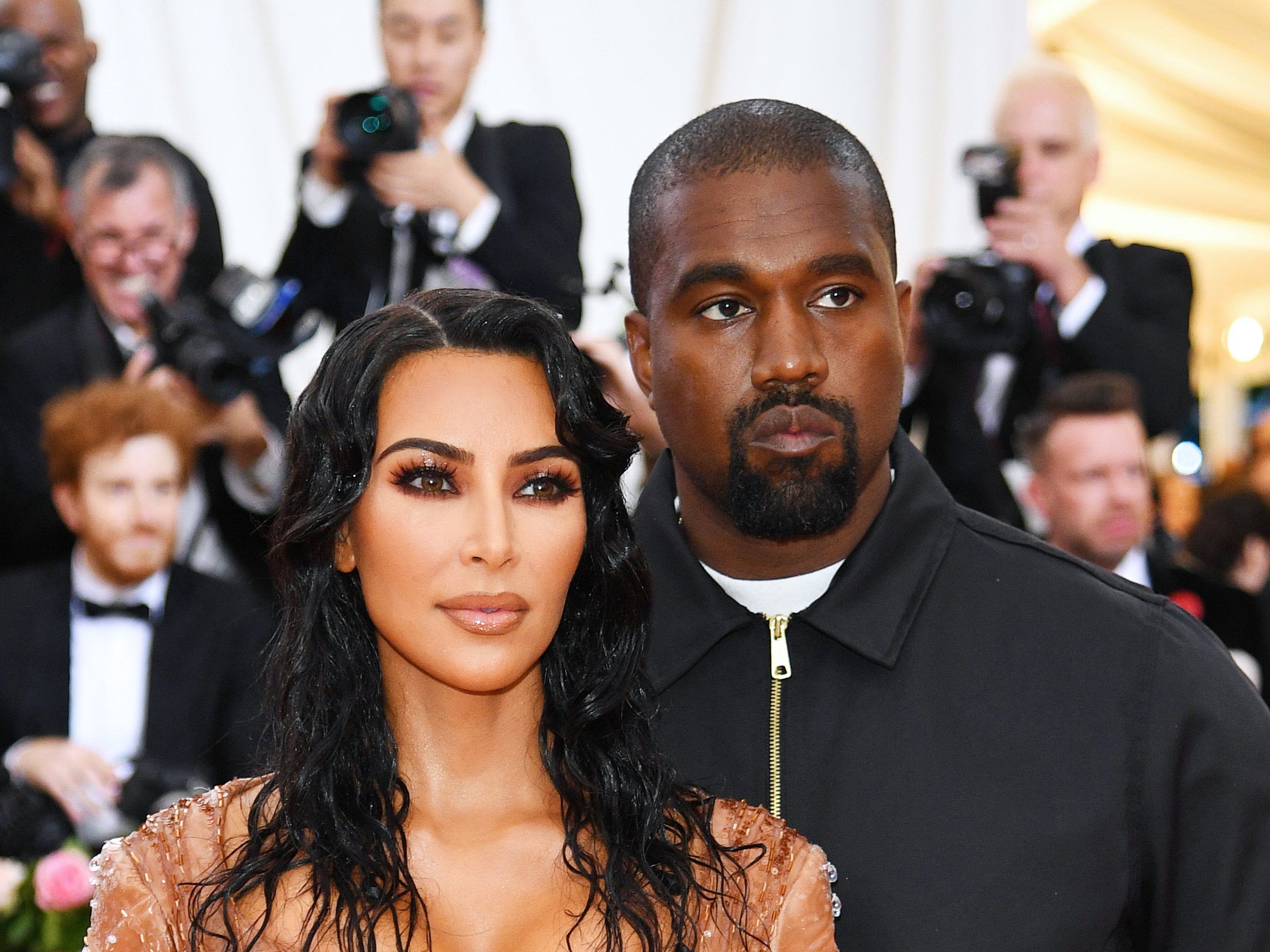 Kanye West hizo una declaración sobre Kim Kardashian luego de la entrevista que ella concedió para ‘Vogue’