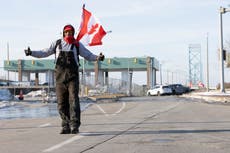 Protestas en frontera de Canadá-EEUU afectan a automotrices