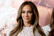 Jennifer Lopez revela cómo sus gemelos están “navegando” por la vida con una mamá famosa