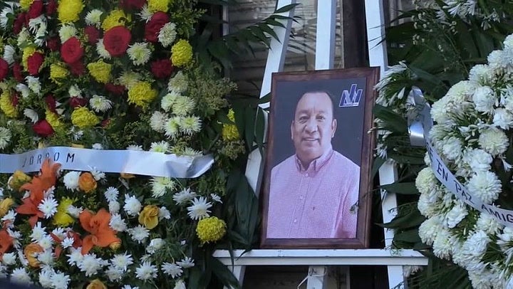 Se suman cinco periodistas asesinados en México 