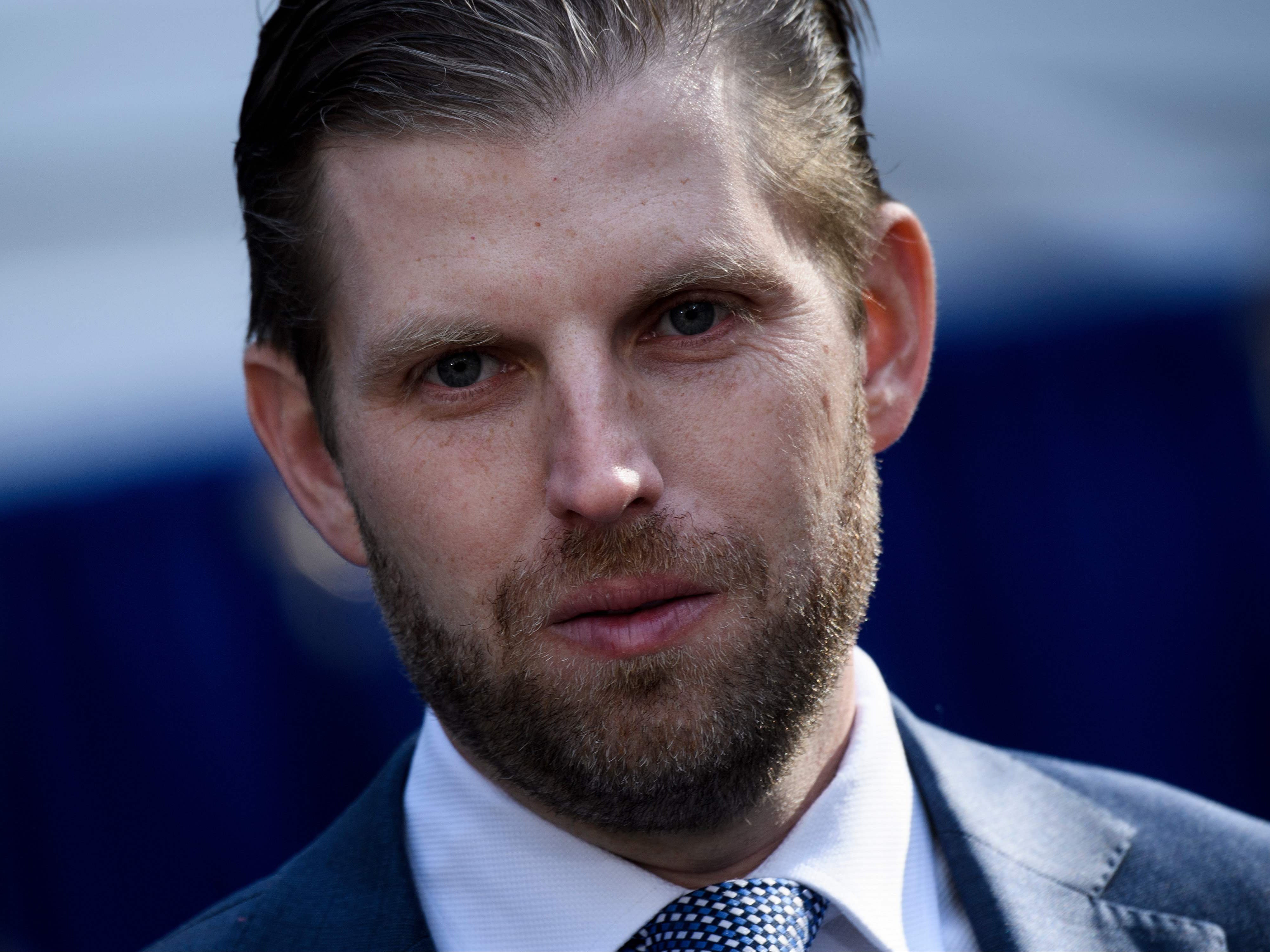 Eric Trump promete represalias contra fiscal de Nueva York luego de que firma abandonara a su familia