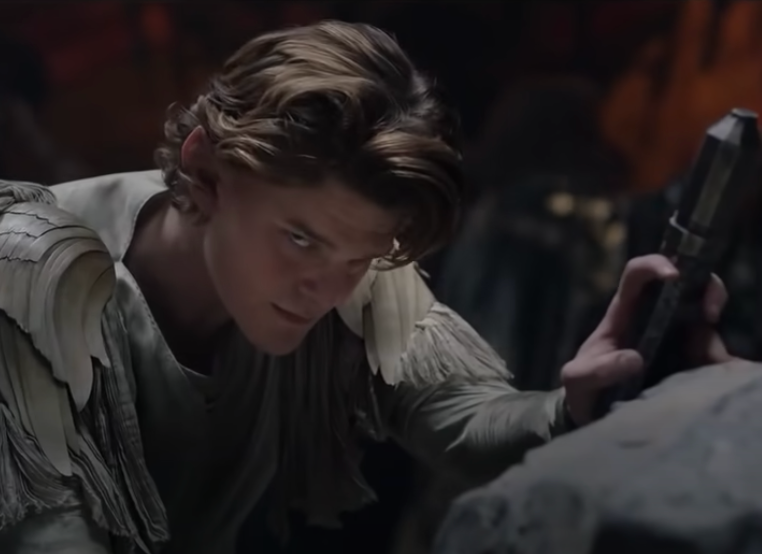 Para un show de mil millones de dólares, ¿por qué el nuevo tráiler de LOTR se ve tan barato?