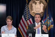 Agente policial de NY demanda a Cuomo por acoso sexual