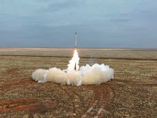 Rusia lanza misiles hipersónicos en ejercicios nucleares para “demostrar fuerza” durante tensiones con Ucrania