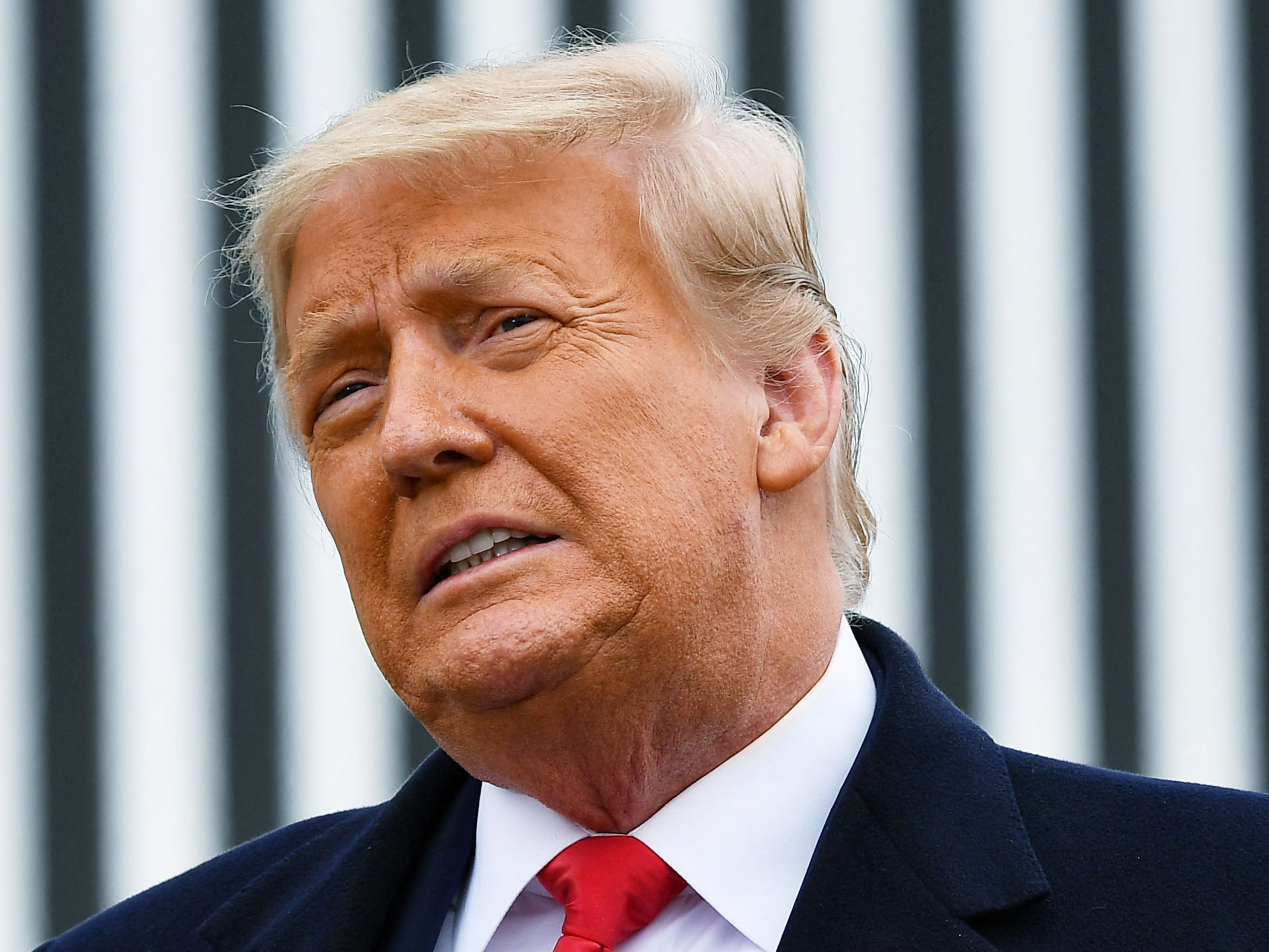 Truth Social: empresa británica con un logotipo idéntico amenaza a Trump con emprender acciones legales