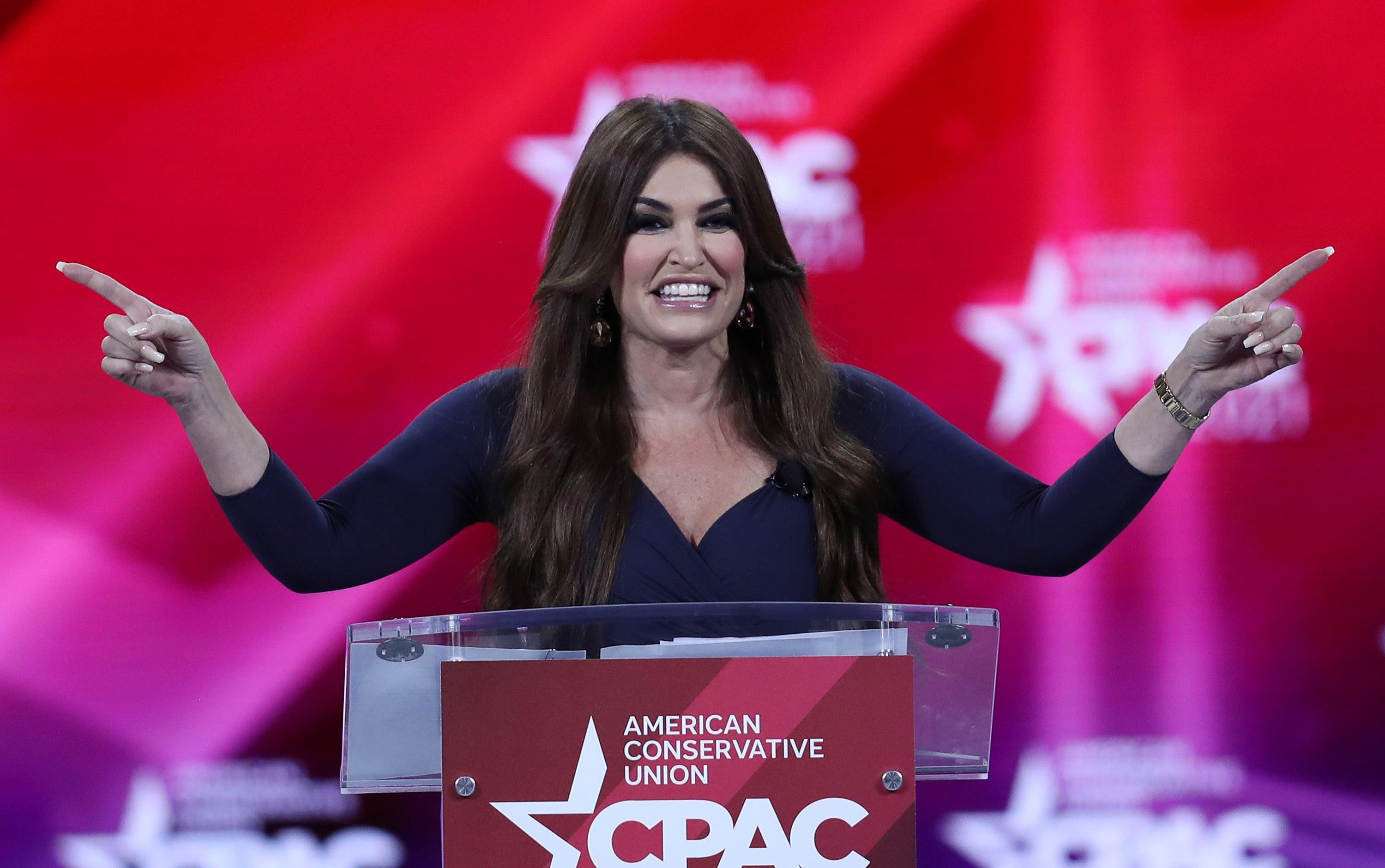 Donald Trump Jr. pagó 60.000dólares a su prometida, Kimberly Guilfoyle, por hablar el 6 de enero