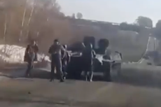 Un ucraniano se ofrece a remolcar un tanque enemigo a Rusia después de quedarse sin gasolina