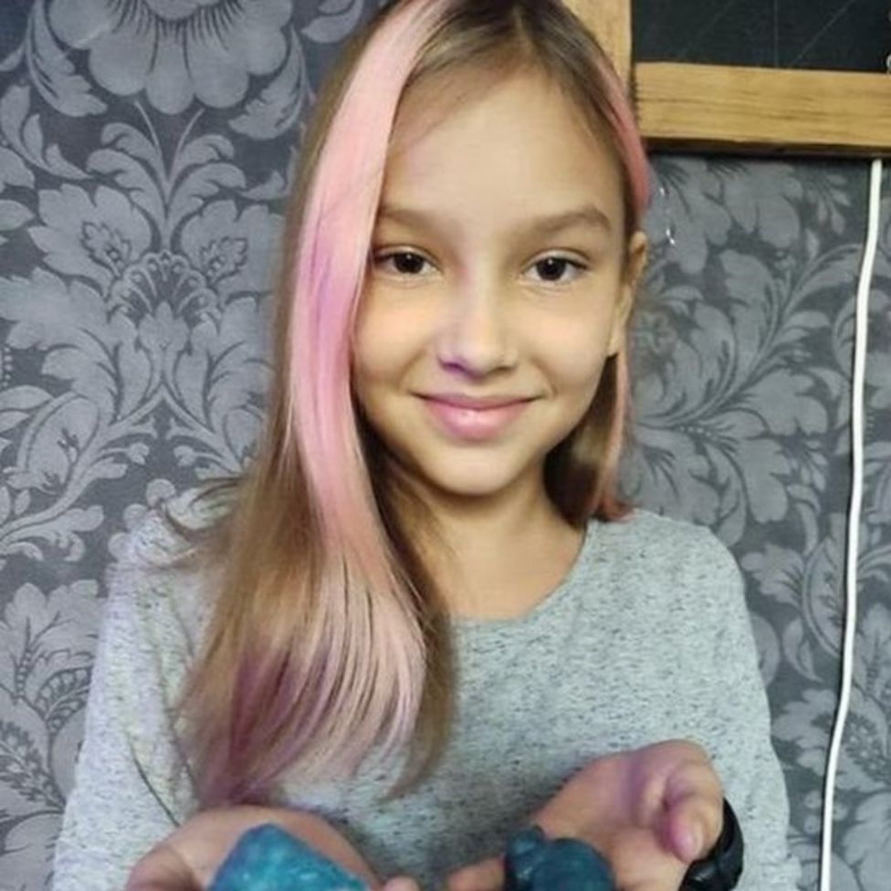 Polina, 10 años, y sus padres fueron asesinados a tiros por soldados rusos y se cree que ella es la primera víctima infantil identificada del conflicto
