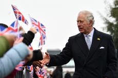 Charles se convierte en el rey
