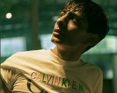 De la pista de hielo al modelaje; Donovan Carrillo sorprende con ‘look’ de Calvin Klein
