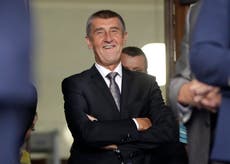 Legisladores checos retiran inmunidad a expremier por fraude