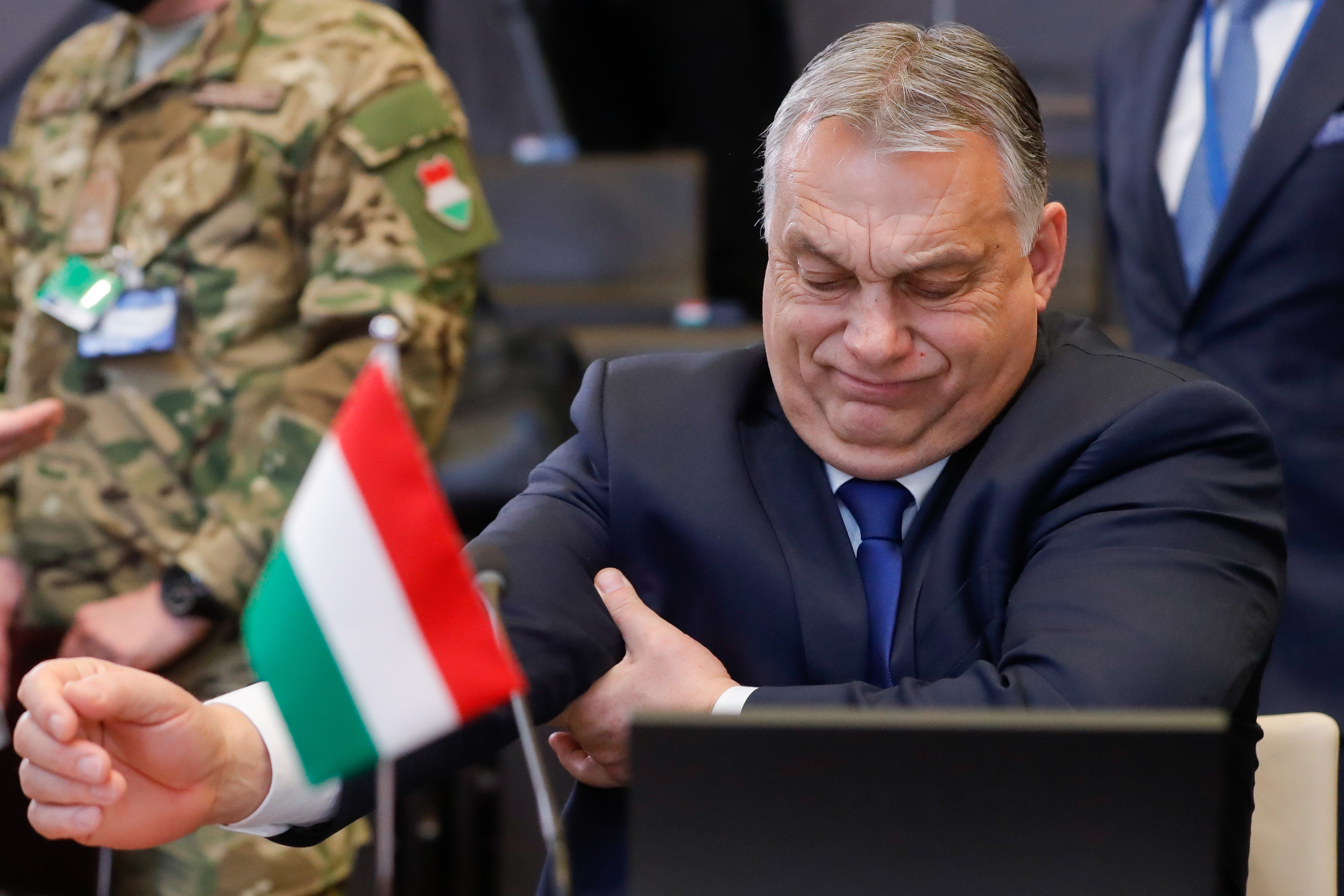 Viktor Orban en una cumbre de la OTAN en Bruselas, Bélgica, el 25 de febrero, 2022 (archivo)