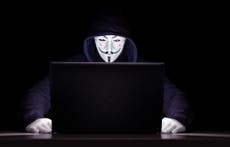 “Trolear, ciberatacar y pedir pizza”: Anonymous revela cómo planea seguir luchando por Ucrania