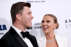 Scarlett Johansson revela por qué ella y Colin Jost mantuvieron su embarazo en secreto