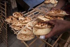 La guerra en "granero del mundo" amenaza entregas de comida