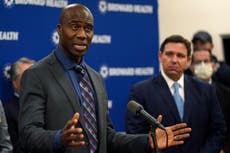 Florida no recomendará vacunas contra COVID para niños sanos