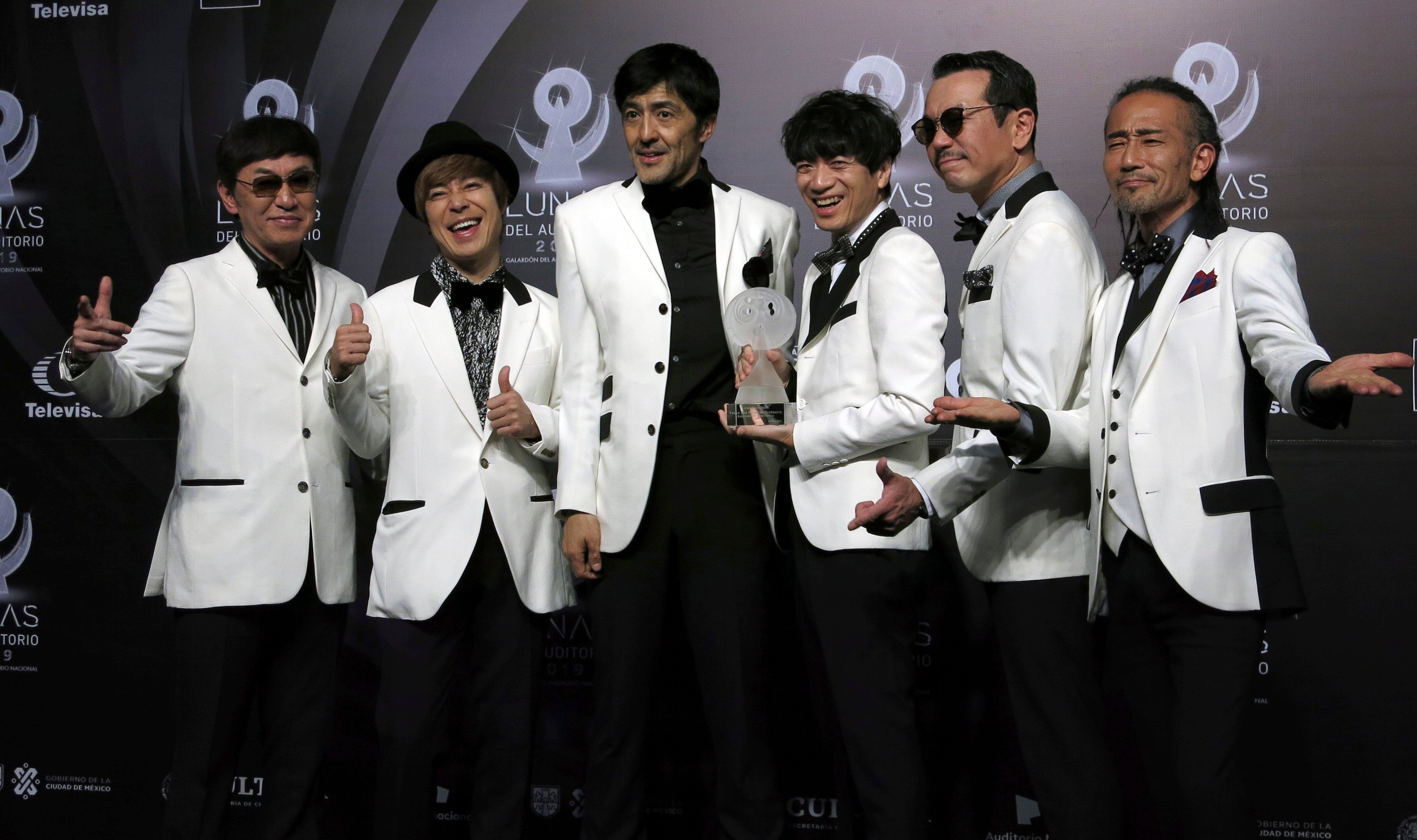 AUTENTICOS DECADENTES-LUPE ESPARZA