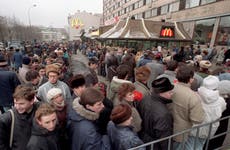 Salida de McDonald’s de Rusia es pérdida de potente símbolo