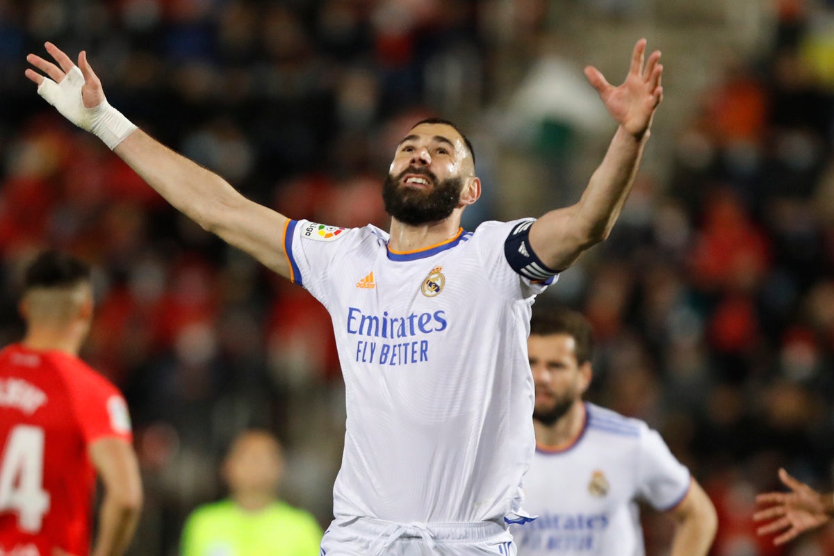Benzema sigue encendido y el Madrid se aleja en la cima | Independent ...