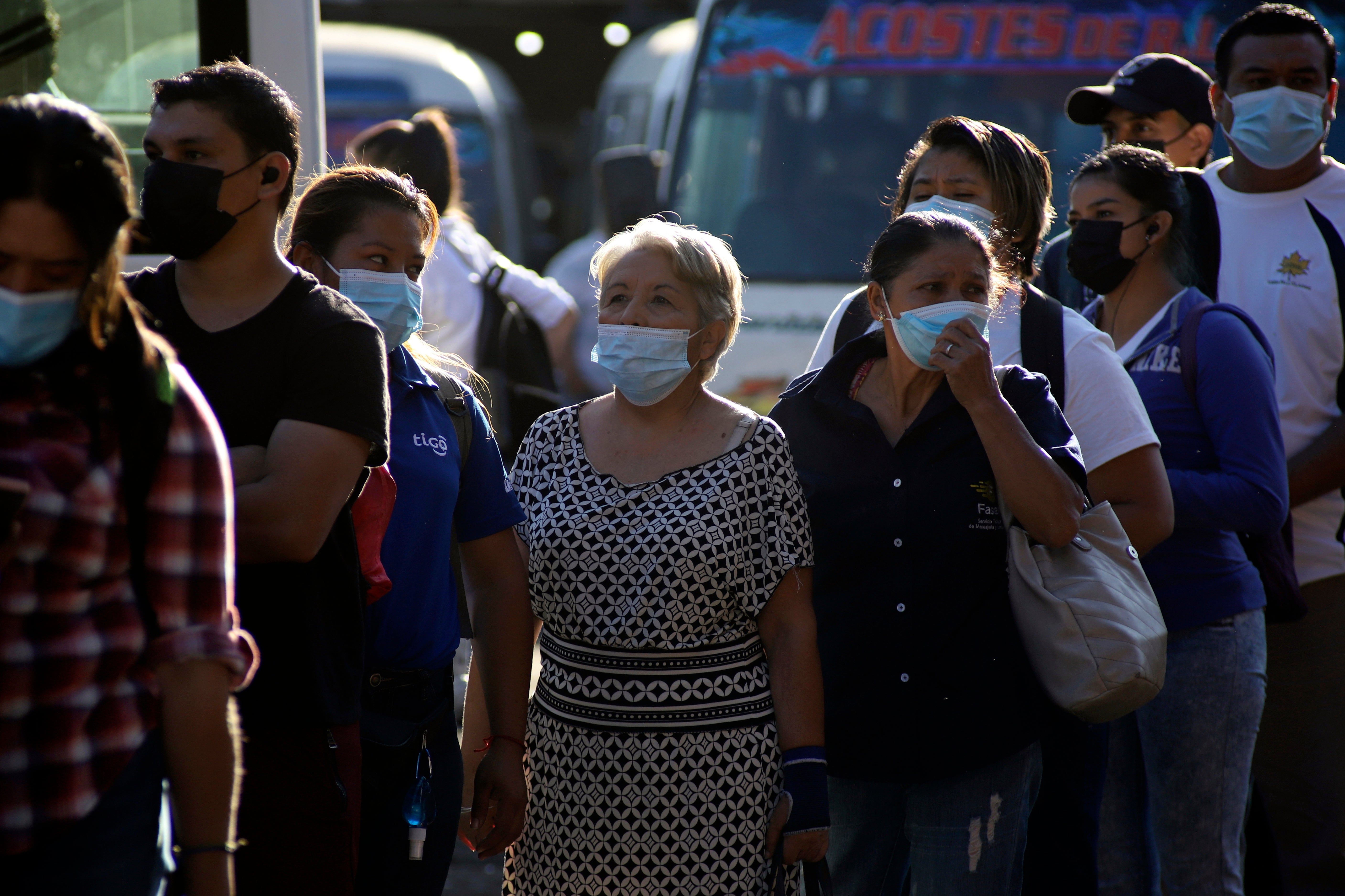 EL SALVADOR-TRANSPORTE