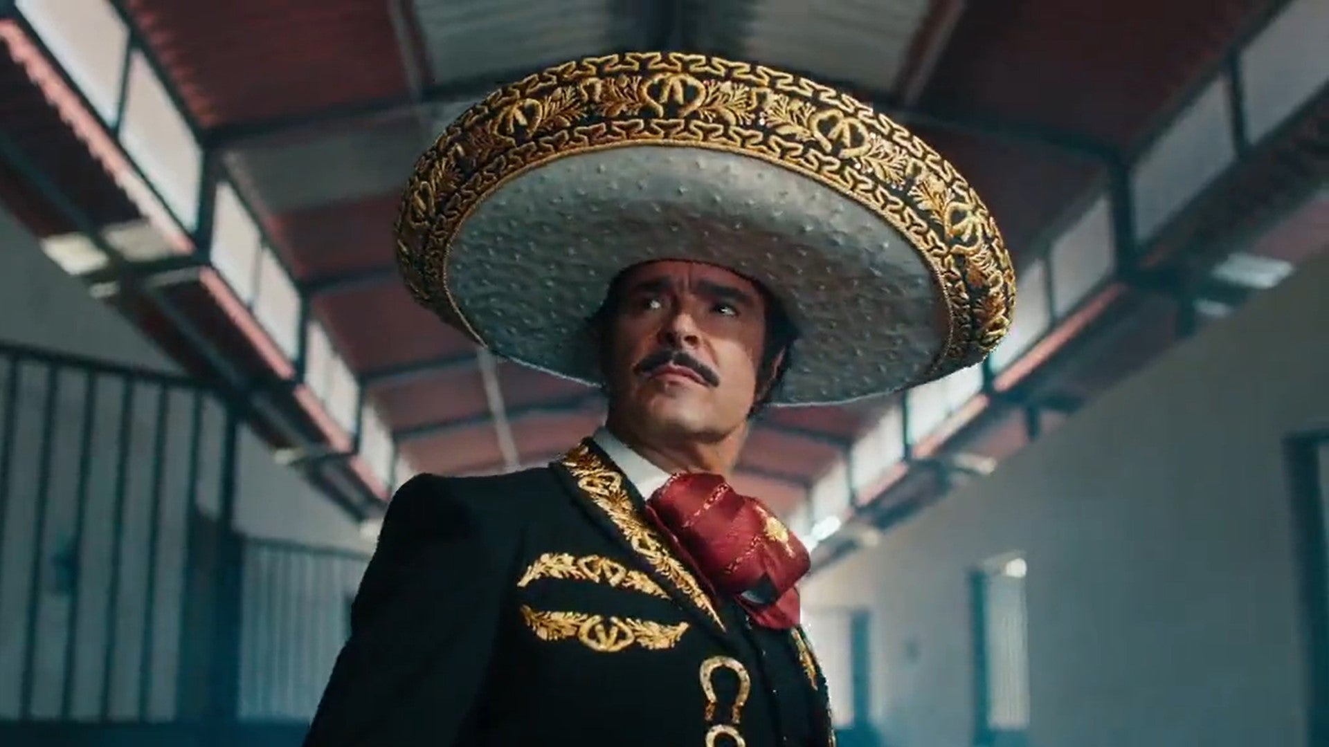 Televisa Univisión estrena bioserie no autorizada de Vicente Fernández, acusa censura de la familia