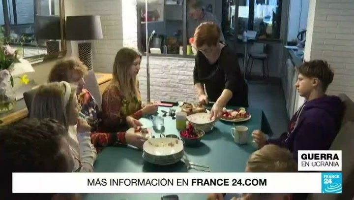 Francia recibe a más de 13.000 refugiados ucranianos 